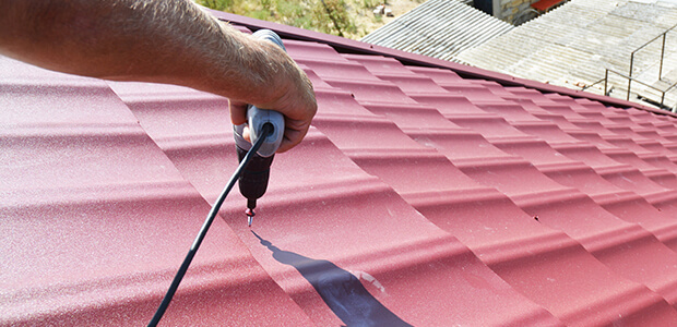 5 Roofing
 Scams to Avoid